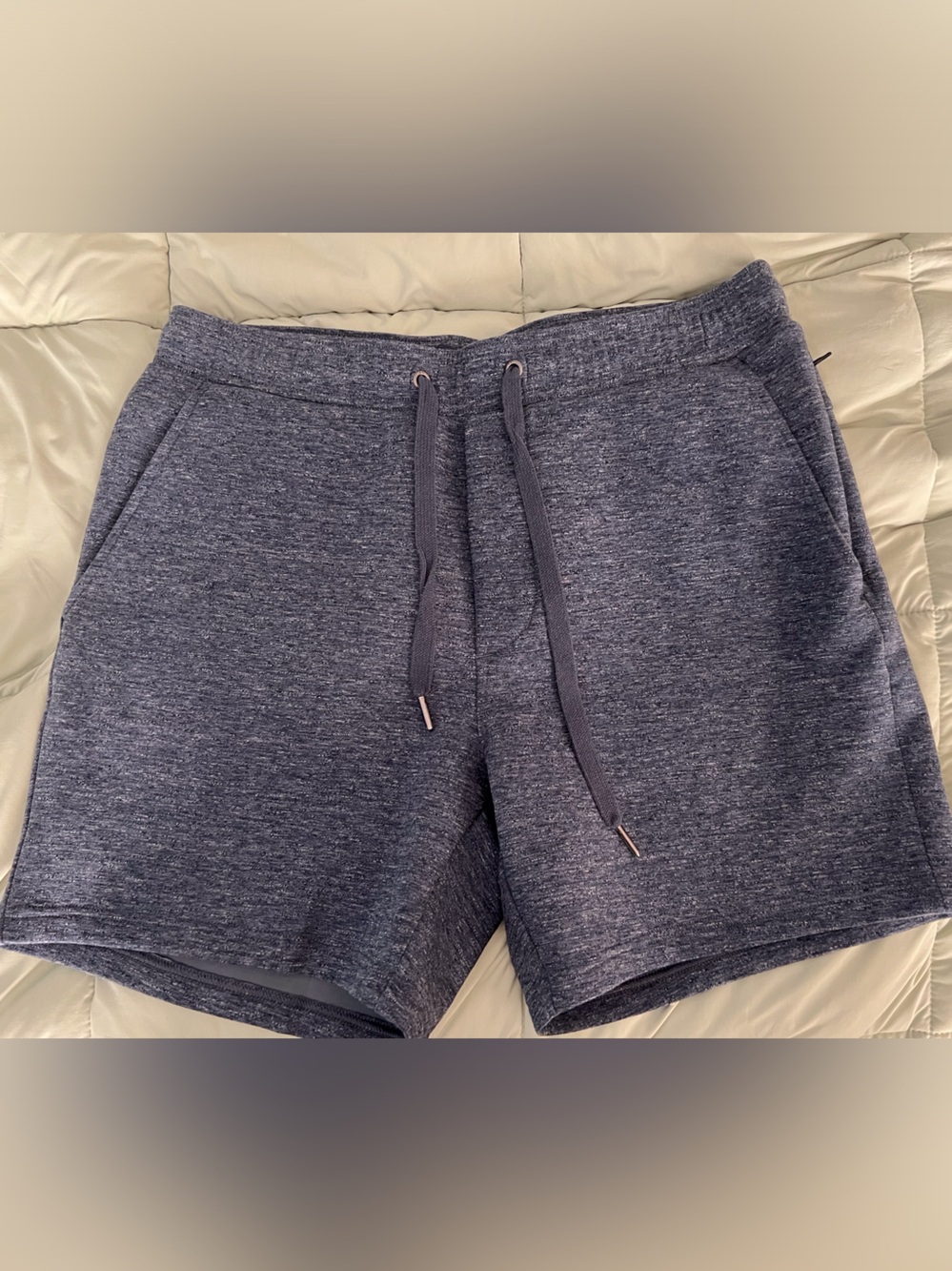 AE Men's Heathered Gray Drawstring Lounge Shorts